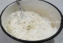 Тісто для вареників - рецепт з покроковими фото