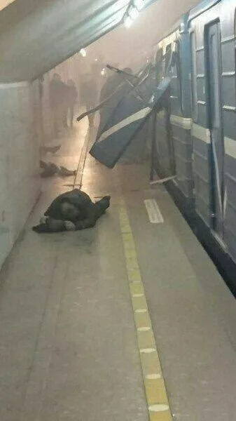 Теракт в пітерському метро що розповідають очевидці