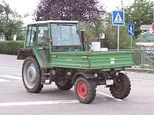 Тракторне самохідне шасі