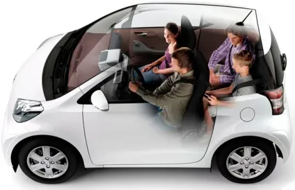 Toyota iq - японський Смартік