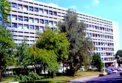 Типова міська забудова плюси і мінуси