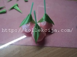 Тюльпани з атласної стрічки