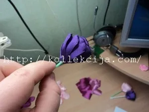 Тюльпани з атласної стрічки