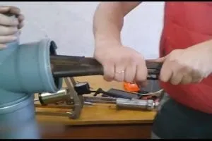 Установка заглушок на каналізацію боржникам - відео, як ставлять (заглушки на каналізацію боржникам) Установка заглушок на каналізацію боржникам - відео, як ставлять
