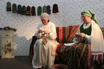 Рукавиці (139 фото) модні в'язані, вовняні, жаккард і пухові, як називаються без пальців, розмір (модні) Рукавиці (139 фото) модні в'язані, вовняні, жаккард і пухові, як називаються без пальців, розмір