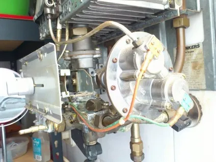 Пристрій і принцип роботи газового водяного блоку колонки і сопло вентури, вузол і редуктор, частина (блоку) Пристрій і принцип роботи газового водяного блоку колонки і сопло вентури, вузол і редуктор, частина