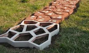 Види садових доріжок, виготовлення форм і плитки для доріжок своїми руками, інструкції та фото - my (доріжок) Види садових доріжок, виготовлення форм і плитки для доріжок своїми руками, інструкції та фото - my