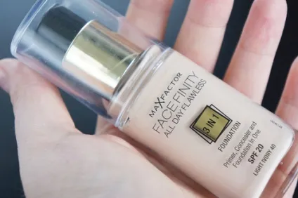 Види тональних засобів від max factor