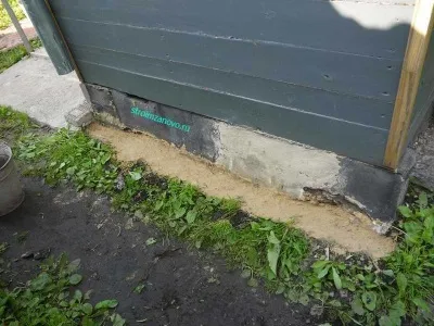 вирівнювання цоколя