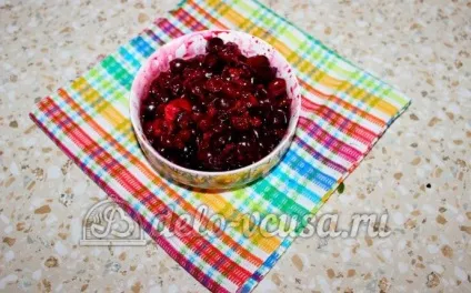 Вишневий джем з желатином рецепт з фото - покрокове приготування джему з вишні з желатином (вишневий) Вишневий джем з желатином рецепт з фото - покрокове приготування джему з вишні з желатином