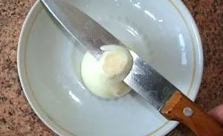 Хризантема з лука своїми руками