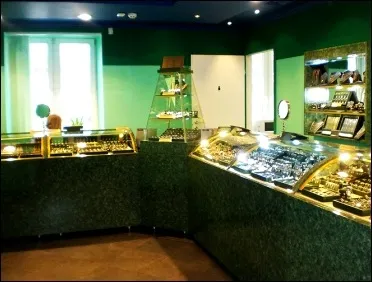 Ювелірні магазини адамас