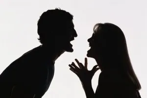 Змови для того, щоб посварити людей (людей) Змови для того, щоб посварити людей