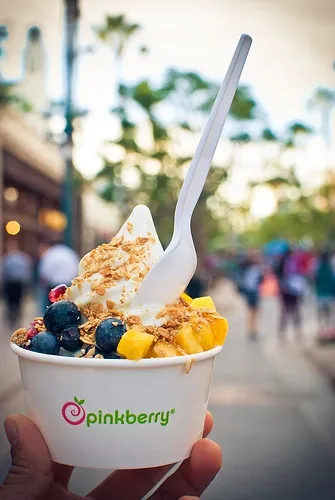 Заморожений йогурт «pinkberry» в ТРЦ «Афімолл сіті», cozy moscow (афімол) Заморожений йогурт «pinkberry» в ТРЦ «Афімолл сіті», cozy moscow