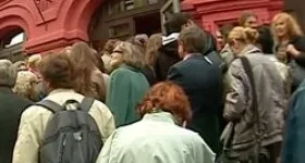 Женихи, спектаклі