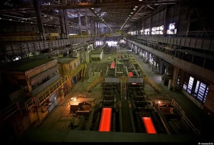 Спекотніше, ніж у пеклі екскурсія на металургійне підприємство (фото Ігоря Узаревіча) Спекотніше, ніж у пеклі екскурсія на металургійне підприємство
