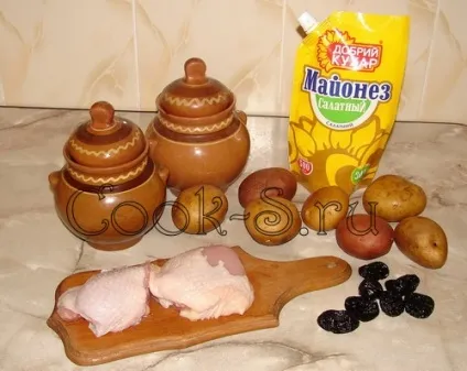 Печеня з курки з чорносливом в горщиках - покроковий рецепт з фото, страви з курки (страви з курки) Печеня з курки з чорносливом в горщиках - покроковий рецепт з фото, страви з курки