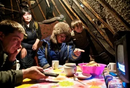 Життя в суворих умовах, російська сімка (умовах) Життя в суворих умовах, російська сімка
