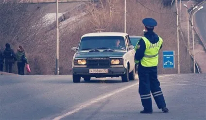 Який передбачений штраф або покарання за незупинку на вимогу співробітника ДПС (покарання) Який передбачений штраф або покарання за незупинку на вимогу співробітника ДПС