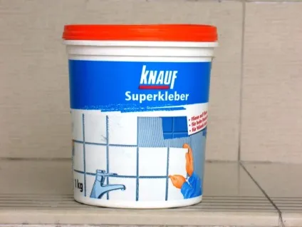 Який клей для плитки краще у ванній - огляд варіантів (краще) Який клей для плитки краще у ванній - огляд варіантів