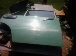 Як підготувати до фарбування двері автомобіля (дуже) Як підготувати до фарбування двері автомобіля