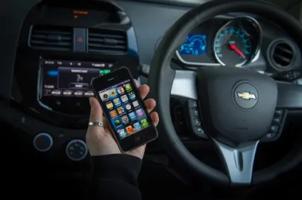Як підключити iphone до автомагнітоли