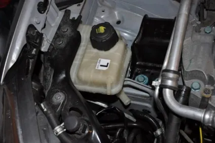 Як правильно самому замінити антифриз в nissan qashqai поради та фото (правильно) Як правильно самому замінити антифриз в nissan qashqai поради та фото