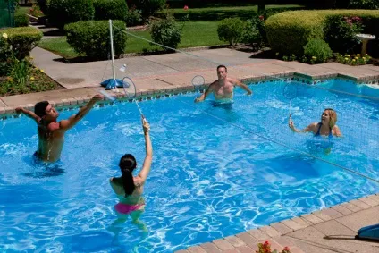 10 Ігор в басейні, які піднімуть настрій (які) 10 Ігор в басейні, які піднімуть настрій