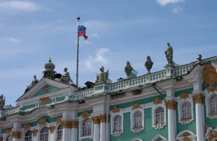 5 Місць, які варто відвідати в Харкові (державний Ермітаж) 5 Місць, які варто відвідати в Харкові