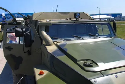 Автомобілі - позашляховики - огляд - ВПК-3927 вовк