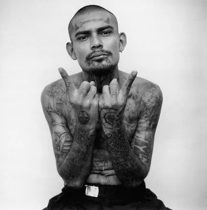Банда ms 13 фото (la mara salvatrucha 13) (банда ms 13) Банда ms 13 фото (la mara salvatrucha 13)