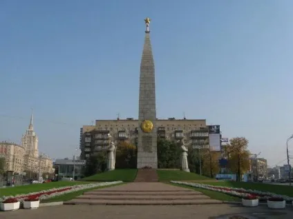 Велика Дорогоміловская вулиця в Москві, район Дорогомілово (район) Велика Дорогоміловская вулиця в Москві, район Дорогомілово