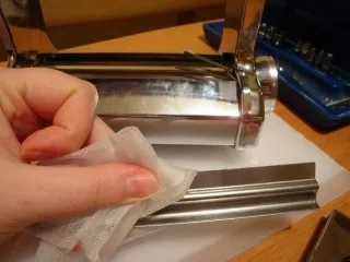 Чистимо паста-машину за 5 хвилин! Ярмарок майстрів - ручна робота, handmade (рукоділля) Чистимо паста-машину за 5 хвилин! Ярмарок майстрів - ручна робота, handmade