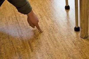 Що краще ламінат або пробка