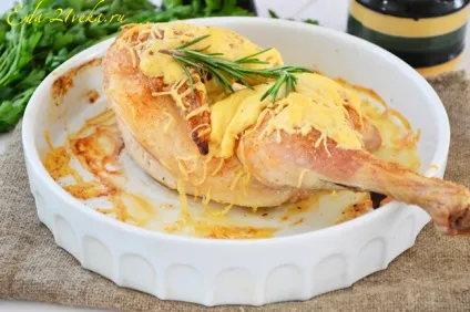 Курча під сиром в духовці