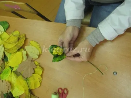 Квіти з осіннього листя своїми руками (квіти) Квіти з осіннього листя своїми руками
