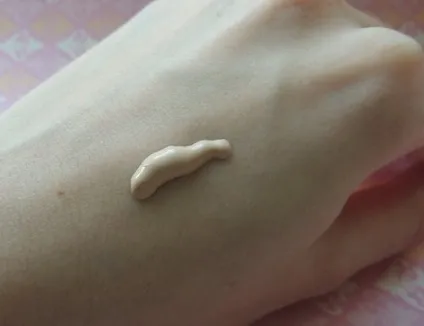 Clarins нормалізує тональний крем з матуючим ефектом ever matte spf 15 (нормалізує) Clarins нормалізує тональний крем з матуючим ефектом ever matte spf 15
