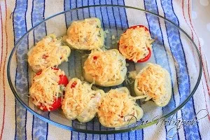 Фарширований перець куркою з овочами - рецепт в духовці
