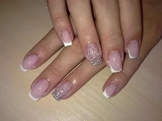 Французький манікюр гель лаком шелаком уроки майстерності, лаки для французького манікюру (французький) Французький манікюр гель лаком шелаком уроки майстерності, лаки для французького манікюру