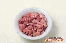 Гуляш з картоплею в мультиварці покроковий рецепт з фотографіями