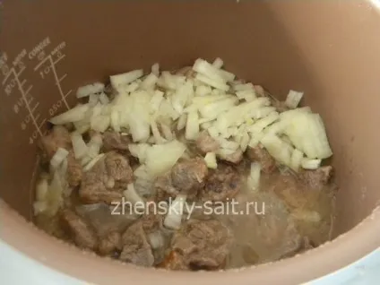 Гуляш з картоплею в мультиварці - рецепт з фото (картоплею) Гуляш з картоплею в мультиварці - рецепт з фото
