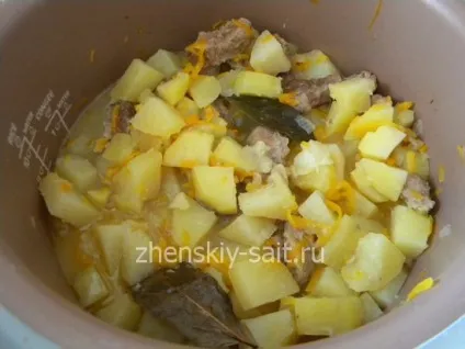 Гуляш з картоплею в мультиварці - рецепт з фото (рецепт) Гуляш з картоплею в мультиварці - рецепт з фото