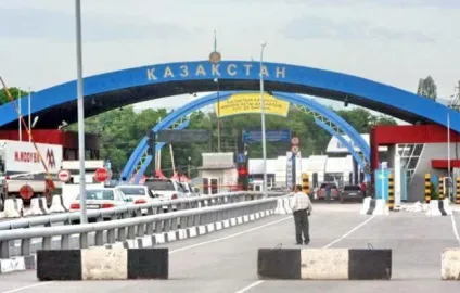 Маю право як іноземцям вести себе в Казахстані (себе) Маю право як іноземцям вести себе в Казахстані
