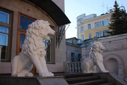 Інструкція як пройти у двір з гротом на вулиці волзької (двір) Інструкція як пройти у двір з гротом на вулиці волзької