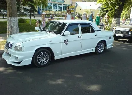 Цікаві екземпляри тюнінгу вітчизняних авто (авто) Цікаві екземпляри тюнінгу вітчизняних авто