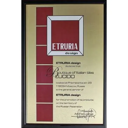 Італійська плитка в бутіку lucido