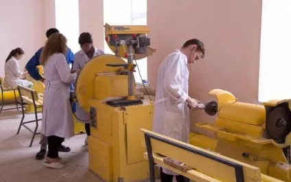 Як роблять вироби з кістки, різьблення по дереву, кістки і каменю (вироби) Як роблять вироби з кістки, різьблення по дереву, кістки і каменю