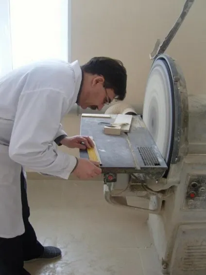 Як роблять вироби з кістки, різьблення по дереву, кістки і каменю (кістки) Як роблять вироби з кістки, різьблення по дереву, кістки і каменю
