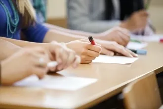 Як писати твір (есе) ЄДІ з української мови план, кліше і теми (українському) Як писати твір (есе) ЄДІ з української мови план, кліше і теми