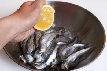 Як приготувати мойву в духовці - рецепт з покроковими фото (рецепти повсякденні) Як приготувати мойву в духовці - рецепт з покроковими фото